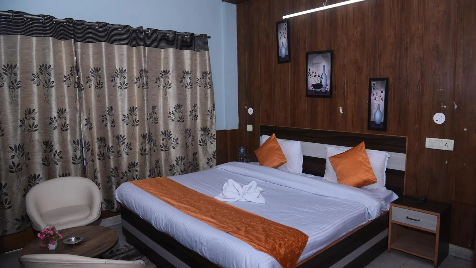 Shimla Heights Valley View Retreat 0*,