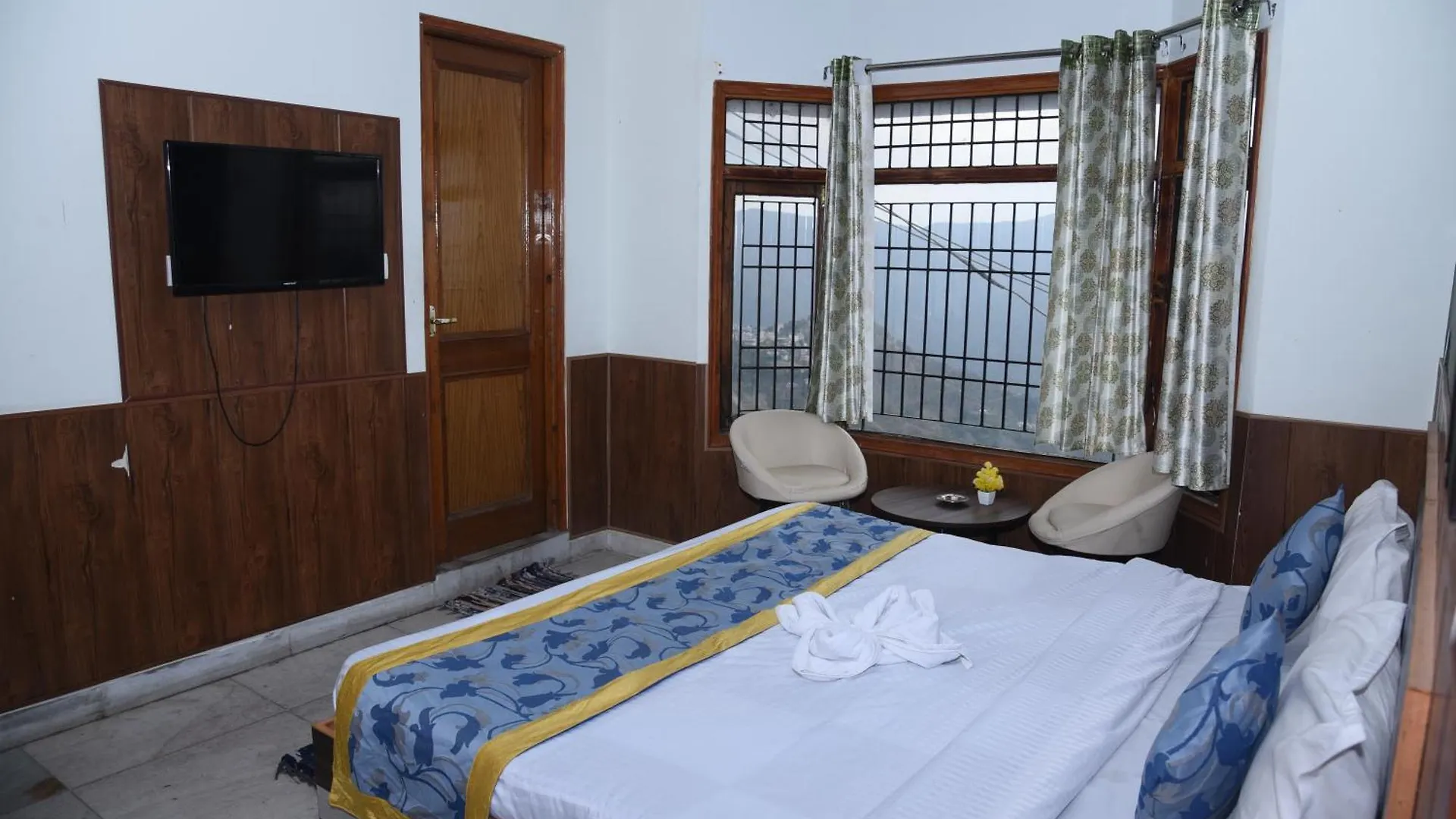 Bed & Breakfast Shimla Heights Valley View Retreat